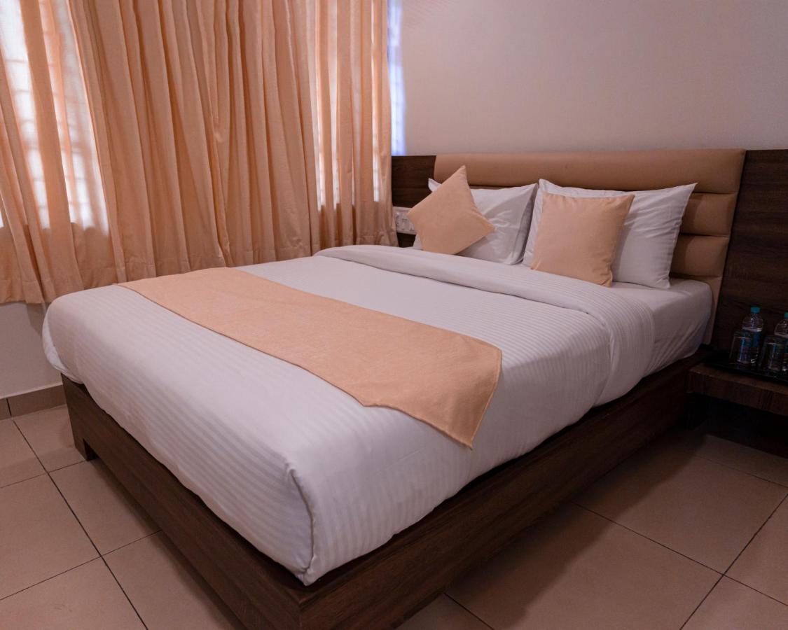 Hotel Sharda Residency Mangalore Exterior foto