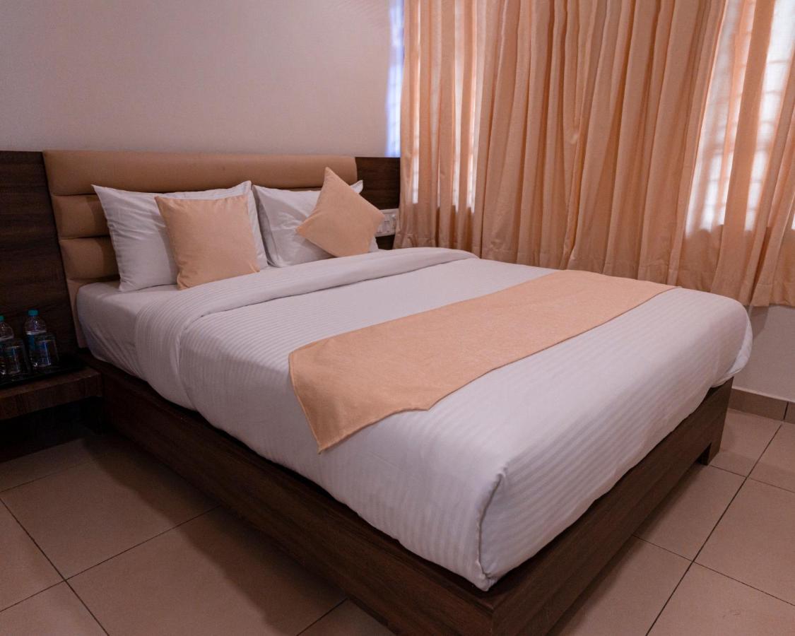 Hotel Sharda Residency Mangalore Exterior foto